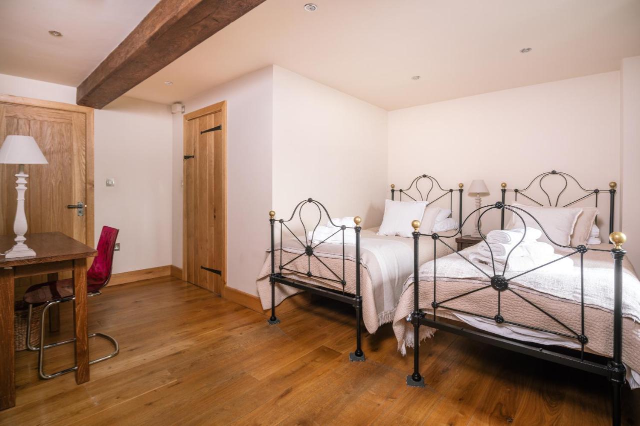 Woodpecker Loft At Millfields Farm Cottages Ashbourne  Extérieur photo